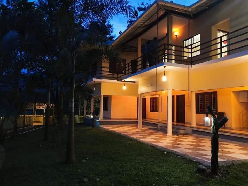 Sparrow Vale Resort Kotamangalam Ngoại thất bức ảnh